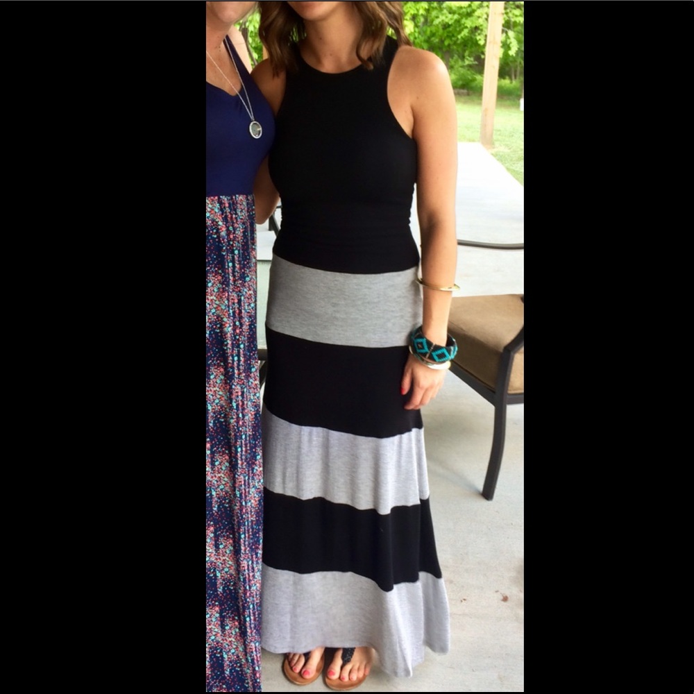 Dress - Picture 4 of 4